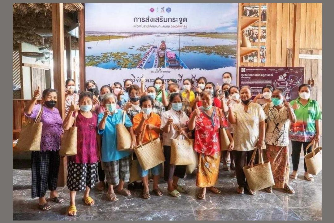 นักวิจัย ม.ทักษิณสุดเจ๋ง นำผลิตภัณฑ์นวัตกรรมผลงานวิจัยจากท้องถิ่นร่วมแสดงในงาน Thai Festival ประเทศสิงคโปร์ 