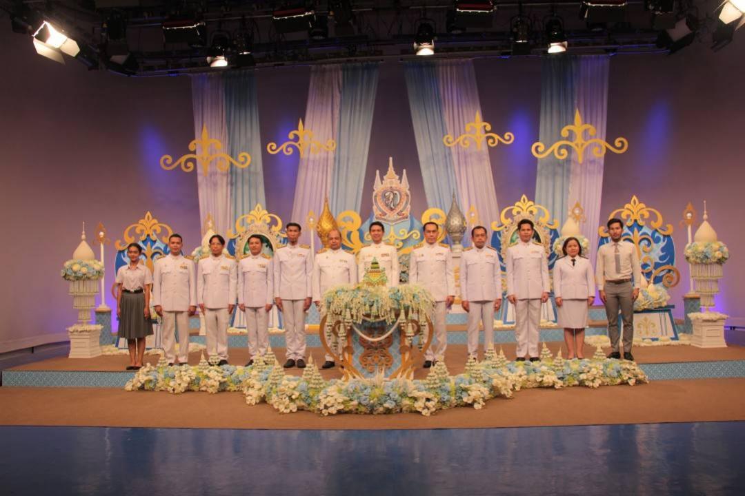 คณะผู้บริหารมหาวิทยาลัยทักษิณร่วมบันทึกเทปรายการพิเศษ ถวายพระพรเนื่องในโอกาสวันเฉลิมพระชนมพรรษาสมเด็จพระนางเจ้าสิริกิติ์ พระบรมราชินีนาถ  พระบรมราชชนนีพันปีหลวง
