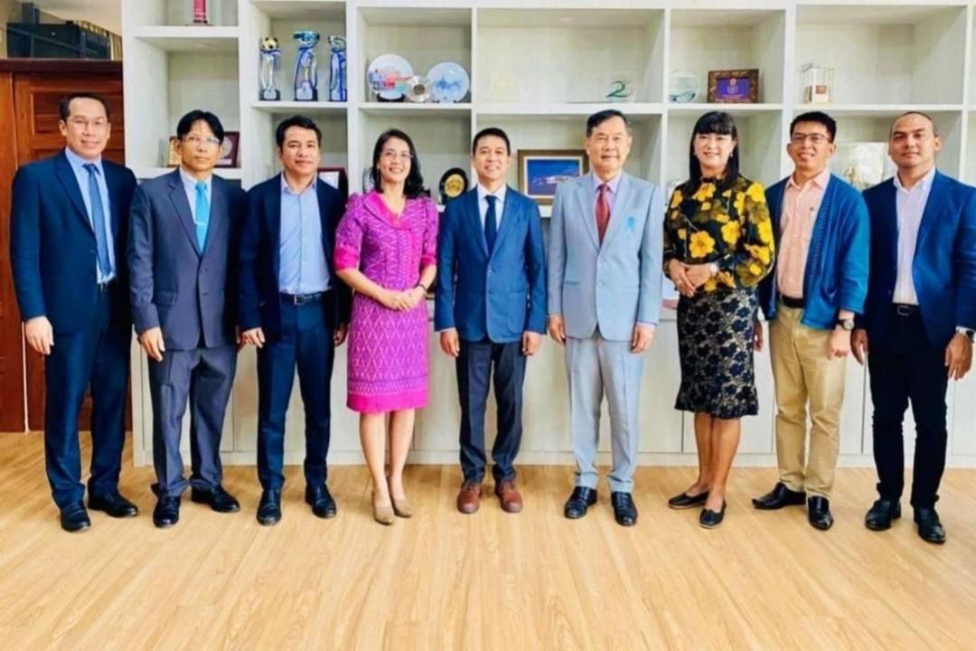 อธิการบดีส่งมอบงานแก่ทีมบริหารชุดใหม่ "จากใจส่งใจเพื่อก้าวต่อไปมหาวิทยาลัยทักษิณ"