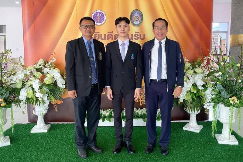 ม.ทักษิณ พิจารณาคัดเลือกนิสิตเข้ารับการคัดสรรรางวัลพระราชทาน ระดับอุดมศึกษา ประจำปีการศึกษา 2564