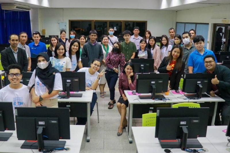 ม.ทักษิณ ยกระดับการสื่อสารองค์กรเชิงรุก จัดอบรมบุคลากรด้านการออกแบบสื่อดิจิทัลเพื่อการสื่อสาร